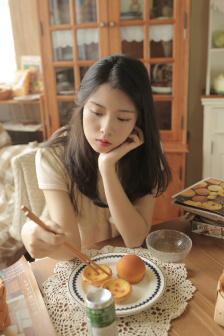 欧美人妻日韩精品